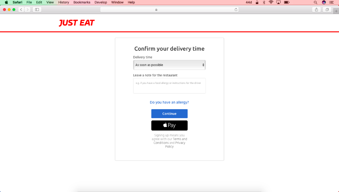 The Apple Pay button displayed during checkout in Safari on macOS Sierra.